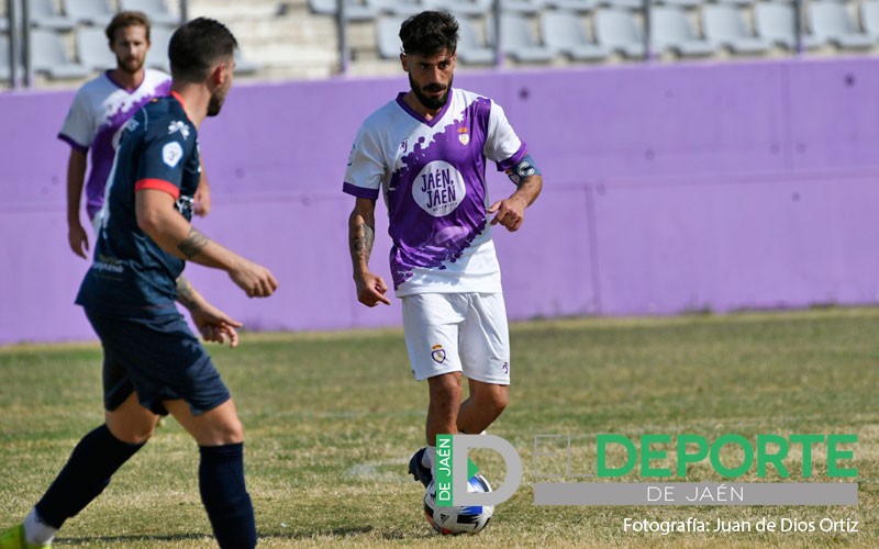 El Real Jaén comunica oficialmente la baja de Juanma Espinosa