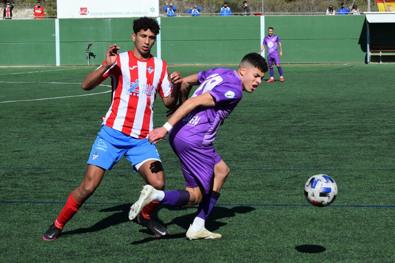 El Poli Almería hunde más en la tabla al Real Jaén