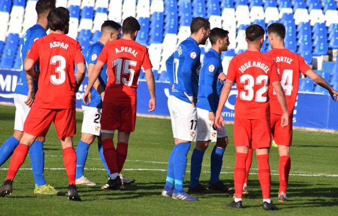 El Sevilla Atlético frena la buena racha del Linares Deportivo