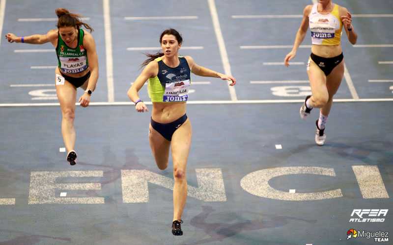 Los atletas del Unicaja Atletismo destacan en el Andaluz Absoluto de pista cubierta