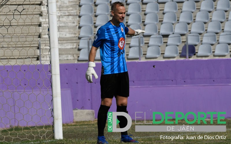 El Torredonjimeno pierde a Emilio Muñoz por una lesión muscular