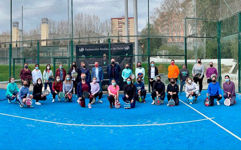 Éxito de participación en las Jornadas Mujer y Pádel