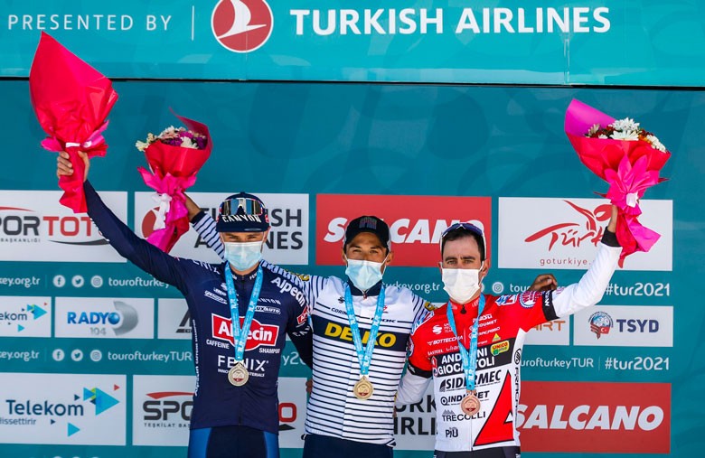 Díaz Gallego conquista la etapa reina y el liderato del Tour de Turquía