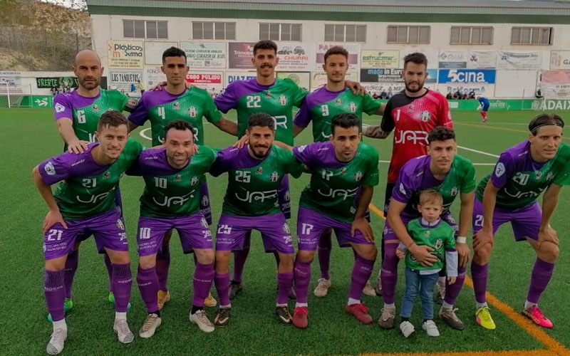 José Enrique lidera el triunfo del Mancha Real frente a El Palo