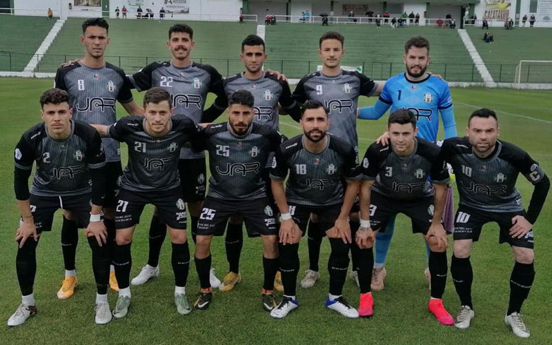 El Mancha Real saca un empate en su visita al Antequera CF