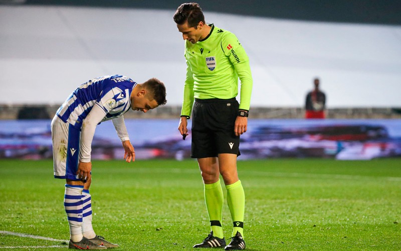 Munuera Montero arbitrará el duelo por el descenso entre Eibar y Alavés