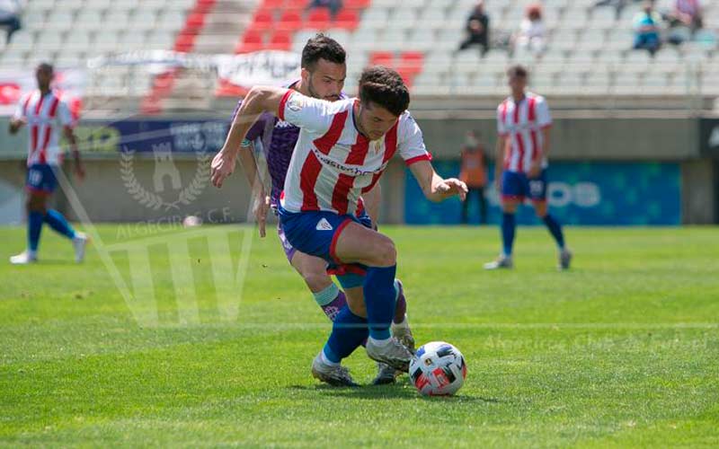 Álvaro Alcázar, el jiennense que aspira al ascenso a Segunda con el Algeciras CF