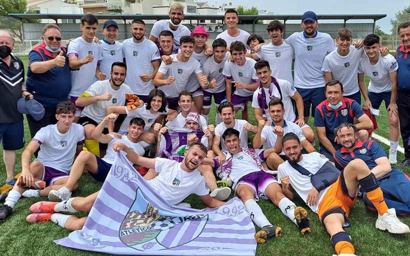 El Atlético Jaén culmina su gran año como campeón de Liga Nacional Juvenil