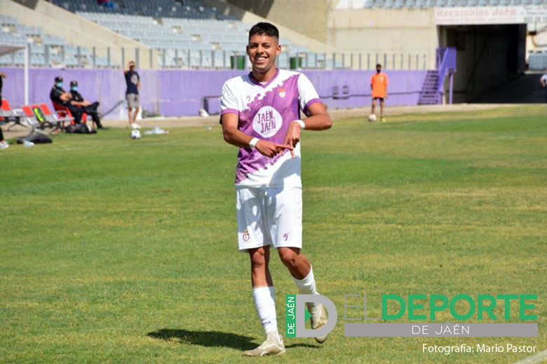 El Real Jaén se despide de La Victoria con una goleada frente al Motril