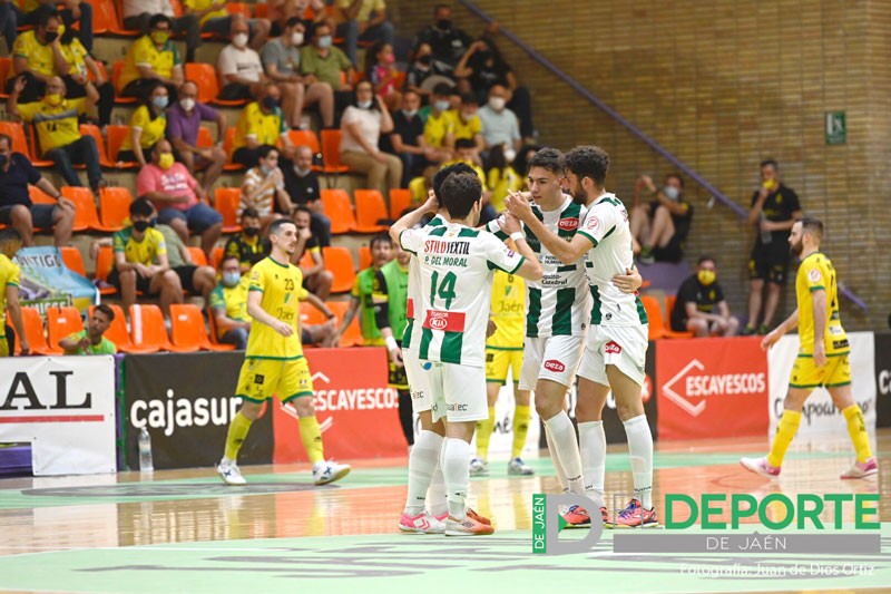 El Jaén FS cae ante el Córdoba pero se libra del playout