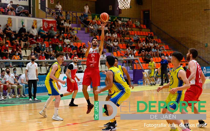 Un triple sobre la bocina deja a Jaén CB sin el ascenso a Liga EBA