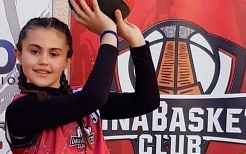 La linarense Lola Toledano, en la preselección andaluza de minibasket femenino