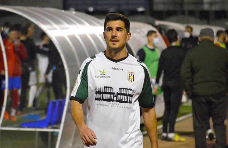 Álvaro Barbosa recala en el Linares Deportivo