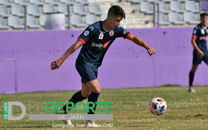 Javi Bueno seguirá en las filas del Torredonjimeno