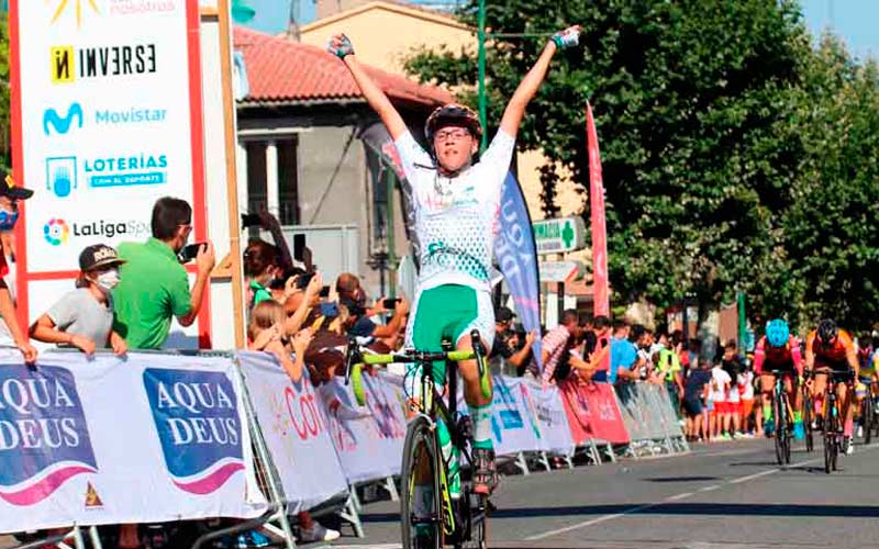 Ana María Mena, convocada con Andalucía para los Campeonatos de España Escolares de Ciclismo