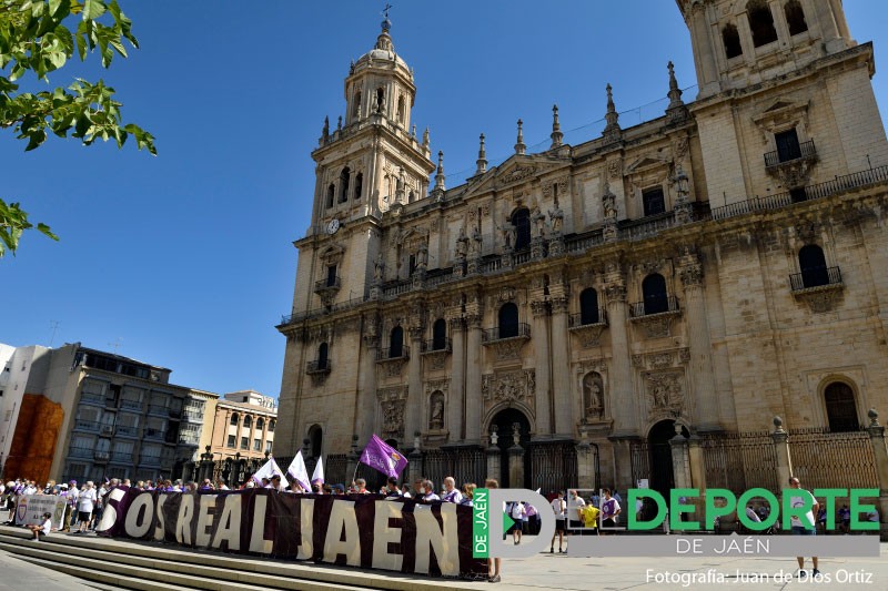 La afición vuelve a lanzar un grito unánime por la salvación del Real Jaén