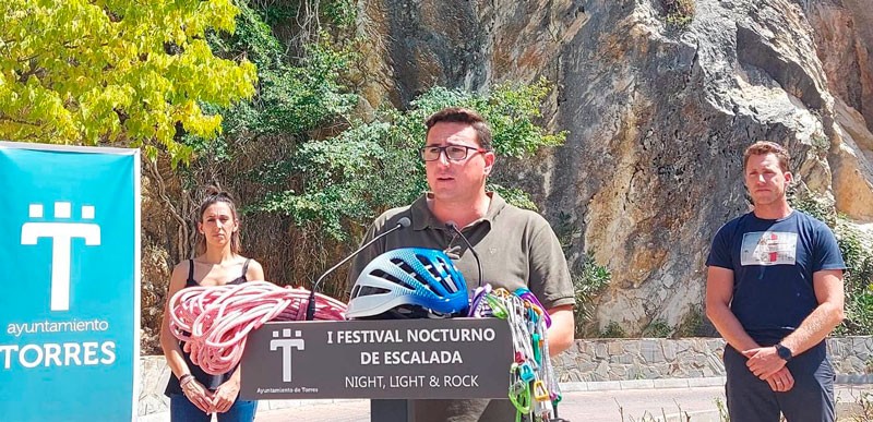 Torres acoge este fin de semana su I Festival Nocturno de Escalada