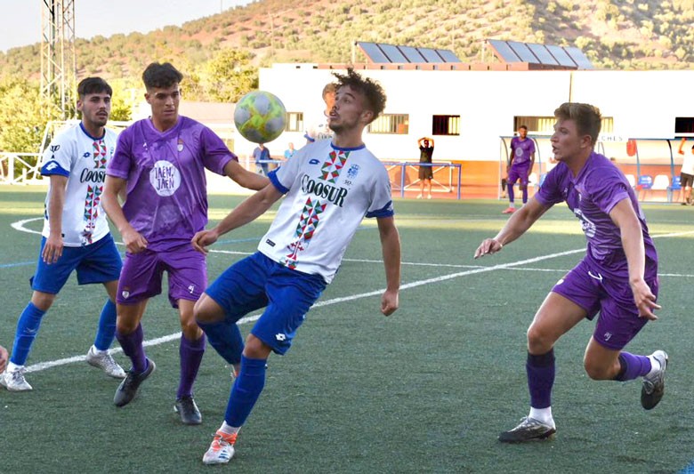 El Real Jaén cae en los penaltis frente al Vilches en un encuentro sin goles