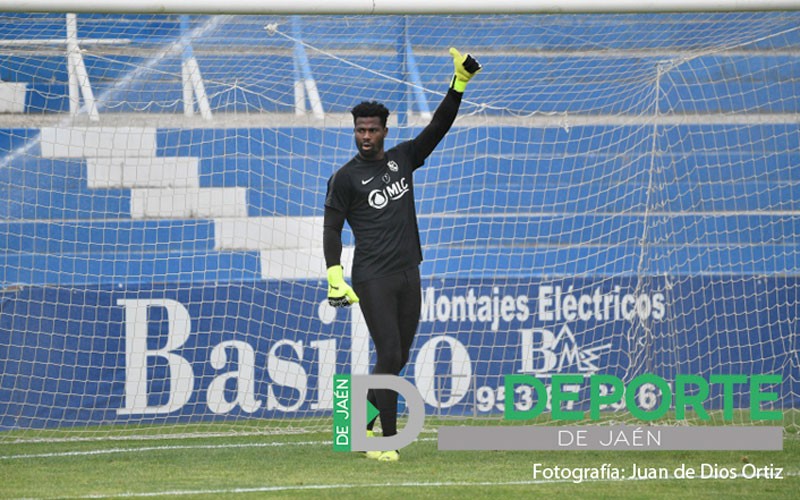 Razak niega haber firmado ningún contrato con el Real Jaén