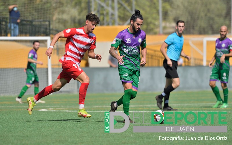 Rafa Vega vivirá su tercera campaña como jugador del Atlético Mancha Real