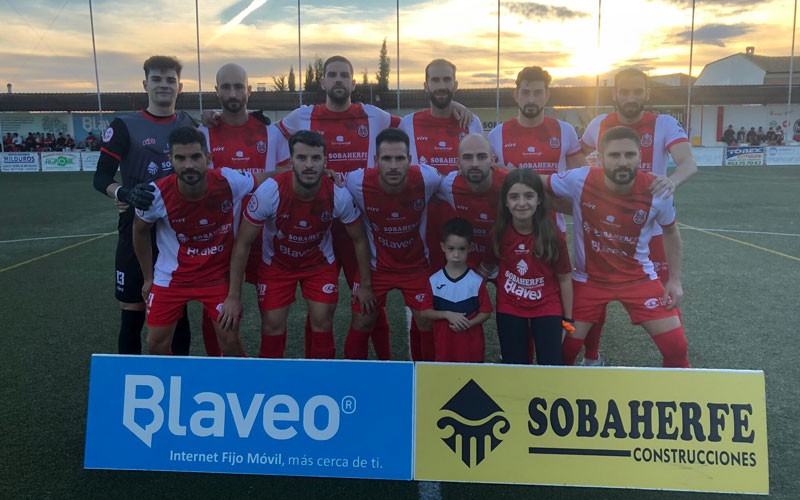 El esfuerzo del Torreperogil ante el Almería B se queda sin premio