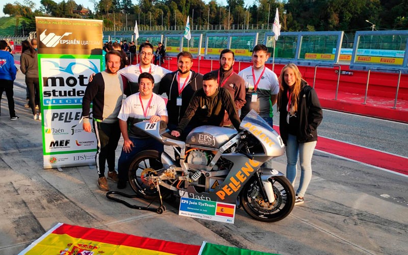 El equipo EPSJaén UJATeam participó en Moto Engineering Italy