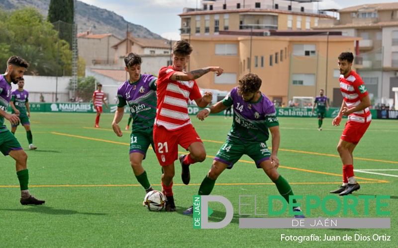 El Recreativo Granada acaba con la imbatibilidad del Mancha Real