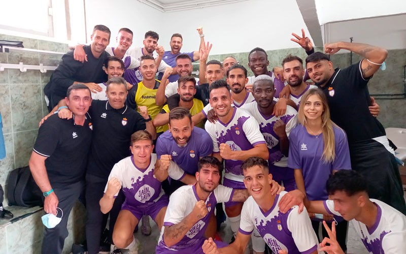 David Moreno le da al Real Jaén la primera victoria de la temporada