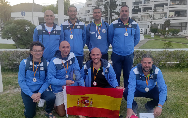 El CD Otíñar, subcampeón del Torneo Europeo de Veteranos de voleibol