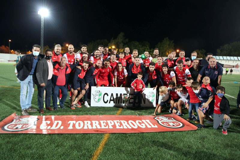 El CD Torreperogil, campeón de la Copa Presidente Diputación