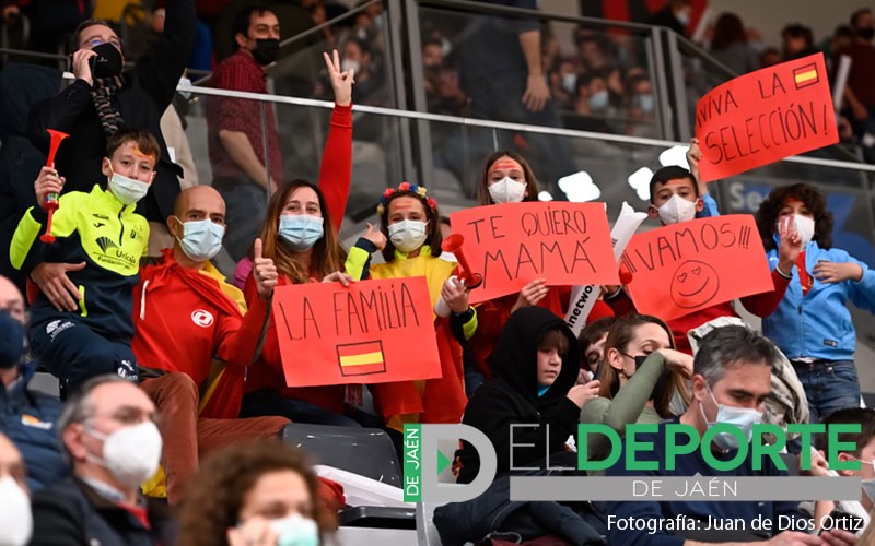 La afición en el Olivo Arena (España – Georgia)