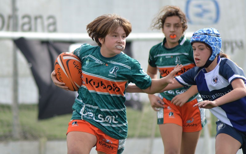 La cantera del rugby andaluz femenino disfrutó de la concentración organizada por Jaén Rugby