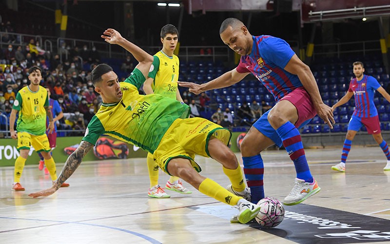 El Jaén FS no puede con el Barça en el Palau