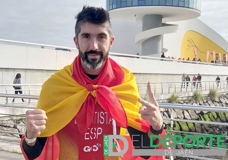 Juan Bautista Sierra, doble campeón del mundo de duatlón en Avilés