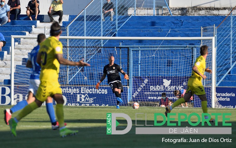 Nauzet Pérez abandona el Linares Deportivo