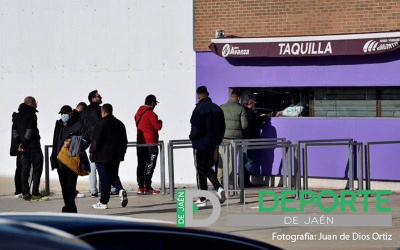 El Real Jaén dispone de 500 entradas para el partido ante el Torredonjimeno