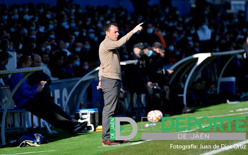 Alberto González: «Hay que mantener nuestra buena línea en Linarejos»