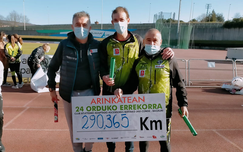 Nuevo récord para el linarense Aouita en las 24 horas por relevos en Basauri