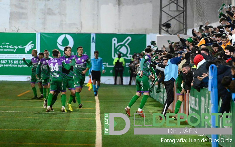 El Atlético Mancha Real tumba al Granada en la Copa del Rey