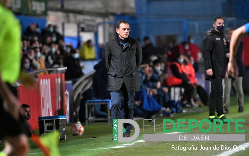 alberto gonzález entrenador linares deportivo primera rfef