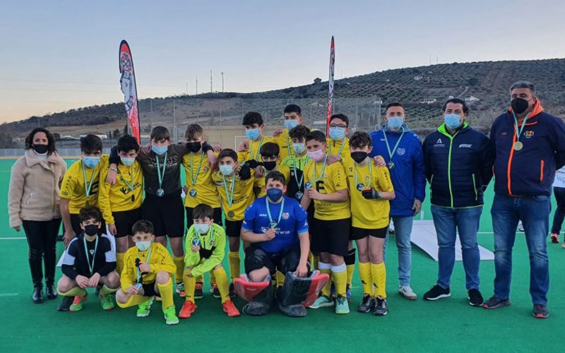 El CH Alcalá, campeón de Andalucía Infantil Masculino de Hockey Hierba