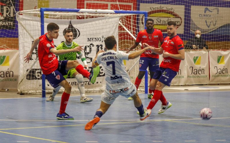 Un gol en los minutos finales deja al Mengíbar FS sin el triunfo ante el Alzira FS