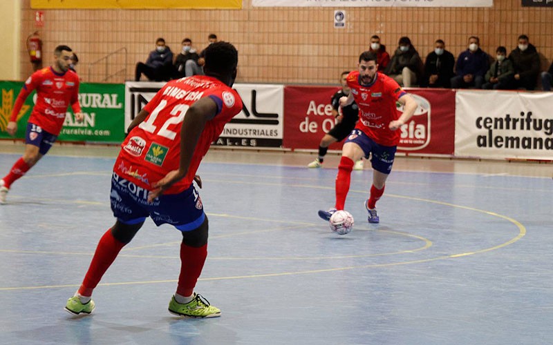 El Mengíbar FS cae en casa ante el Betis B y vuelve a asomarse a los puestos de peligro