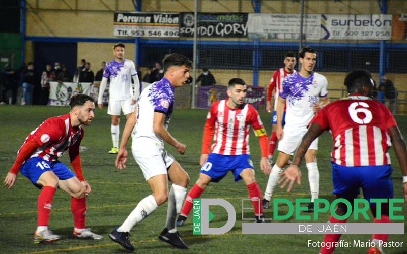 Atlético Porcuna y Real Jaén sellan un empate sin goles