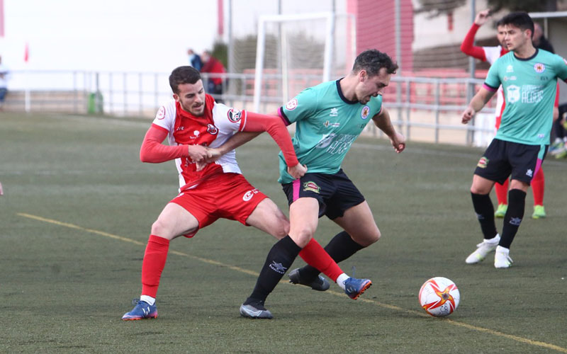 El Torredonjimeno se lleva el duelo provincial en Torreperogil