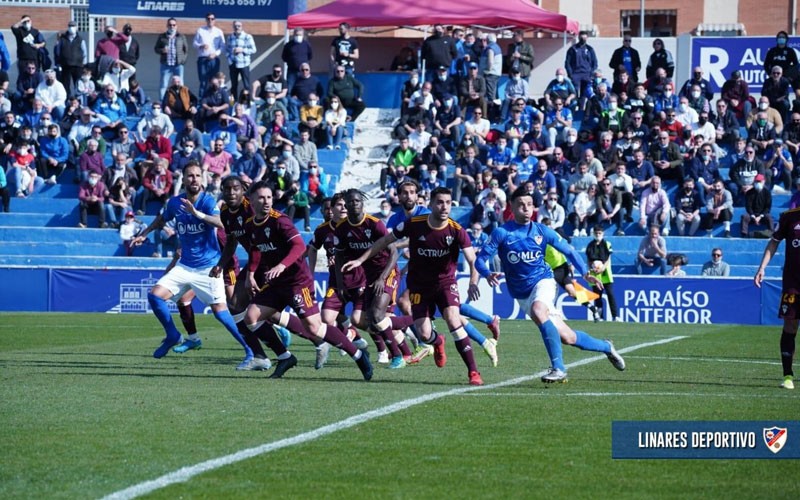 Los palos y Razak salvan un empate para el Linares Deportivo ante el Albacete
