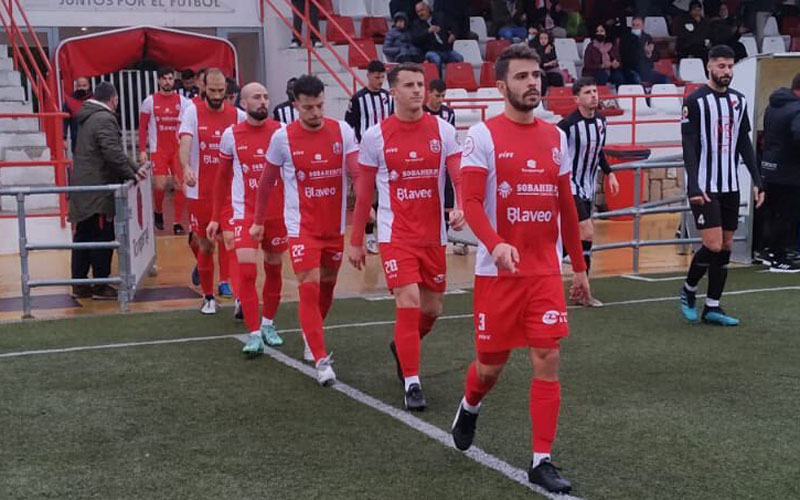 Reparto de puntos entre CD Torreperogil y UD San Pedro