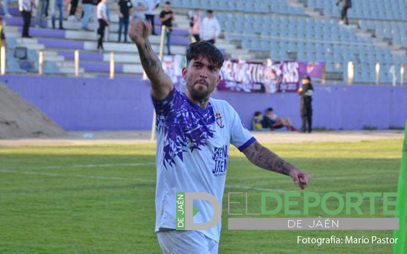 Victoria del Real Jaén ante El Palo para coger aire y salir del descenso