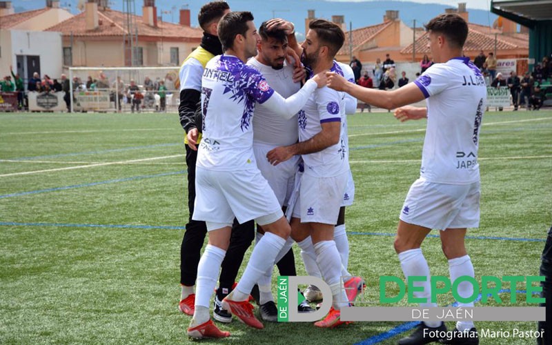 Juan Carlos rescata un punto en el descuento para el Real Jaén