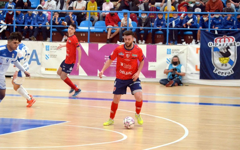 El Mengíbar FS cae en el duelo directo frente al O Parrulo Ferrol